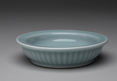 图片[3]-Saucer with sky-blue glaze, Qing dynasty, Yongzheng reign (1723-1735)-China Archive